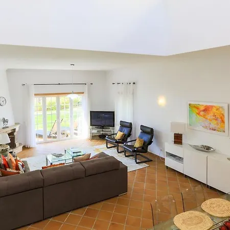 Casa Magnolia Ferienpark Amoreira (Leiria)